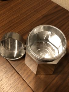 中蓋取り外し